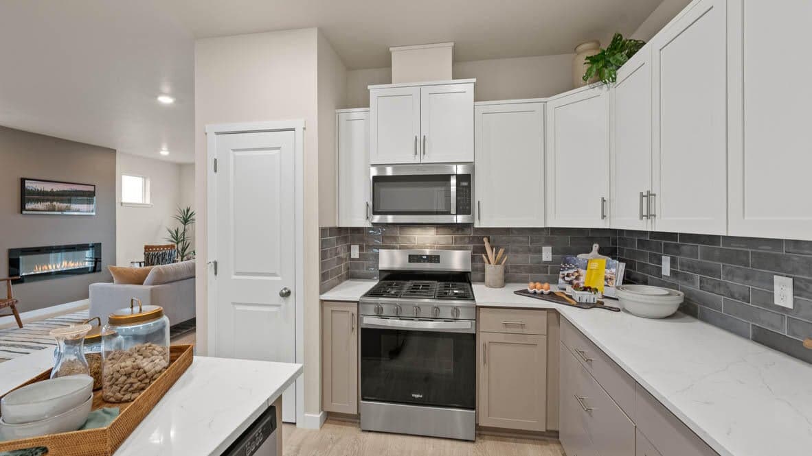 Photo of 21632 SE Fuji Drive 12 of 29