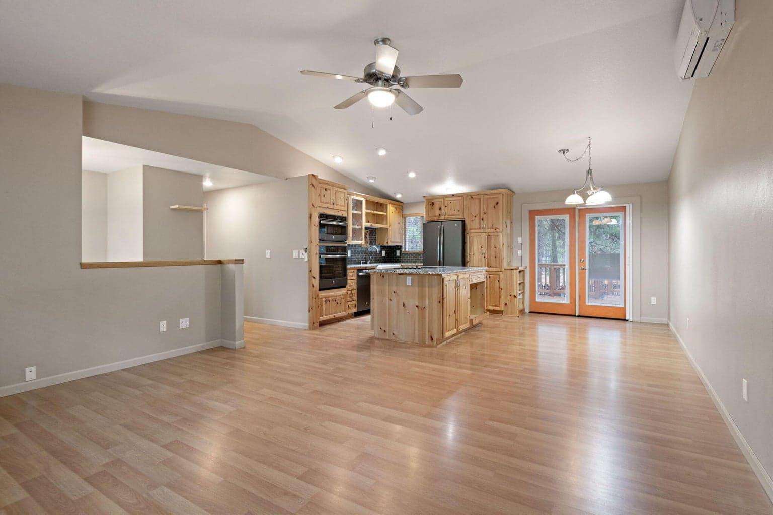 Photo of 59736 Navajo 3 of 34