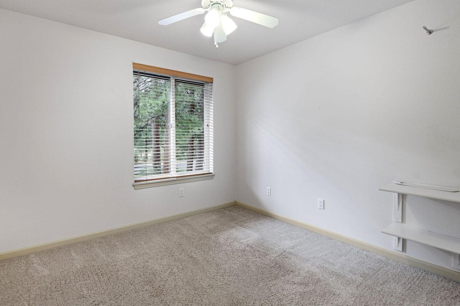 Photo of 59736 Navajo Road 11 of 34
