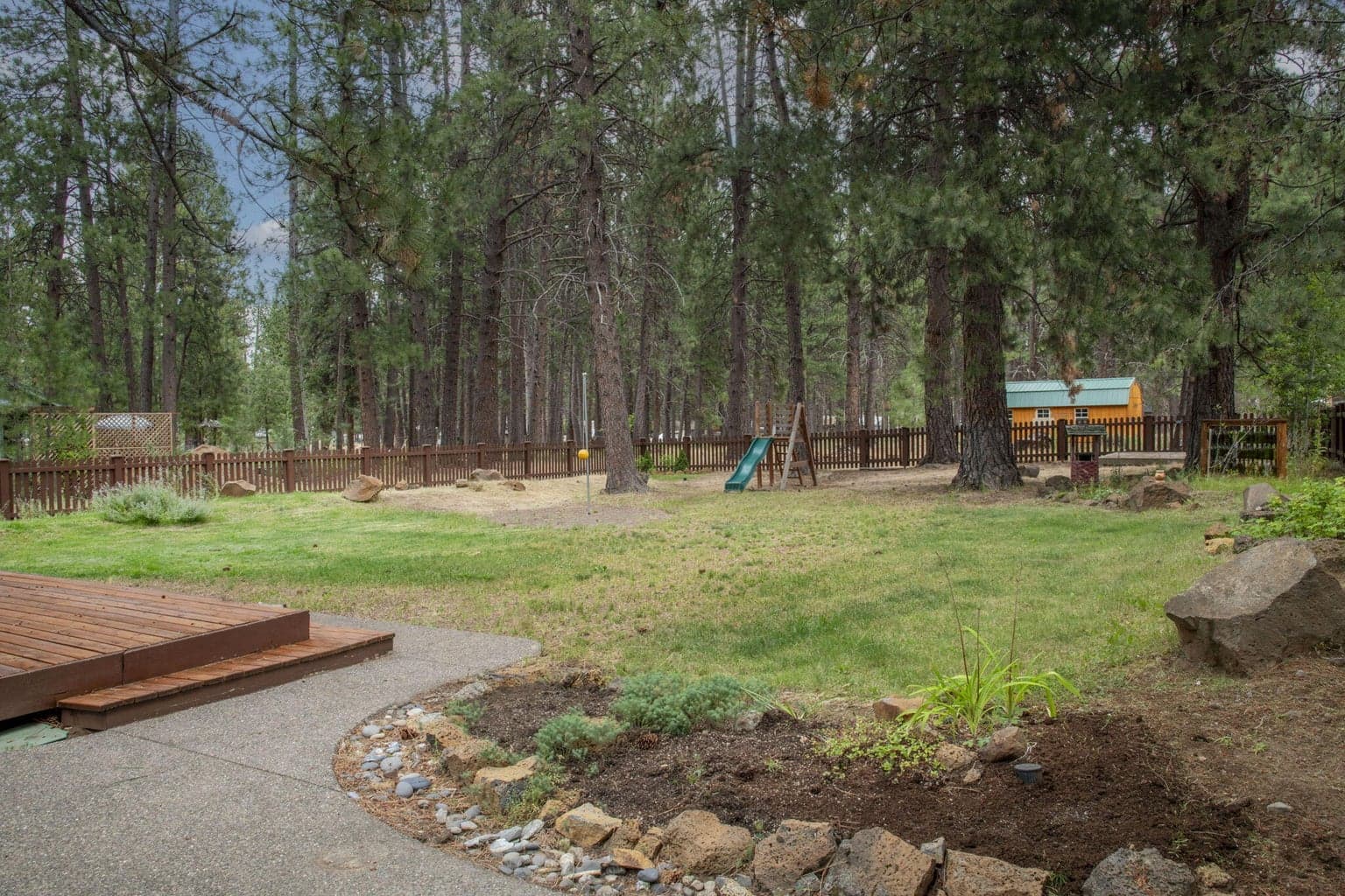 Photo of 59736 Navajo Road 27 of 34