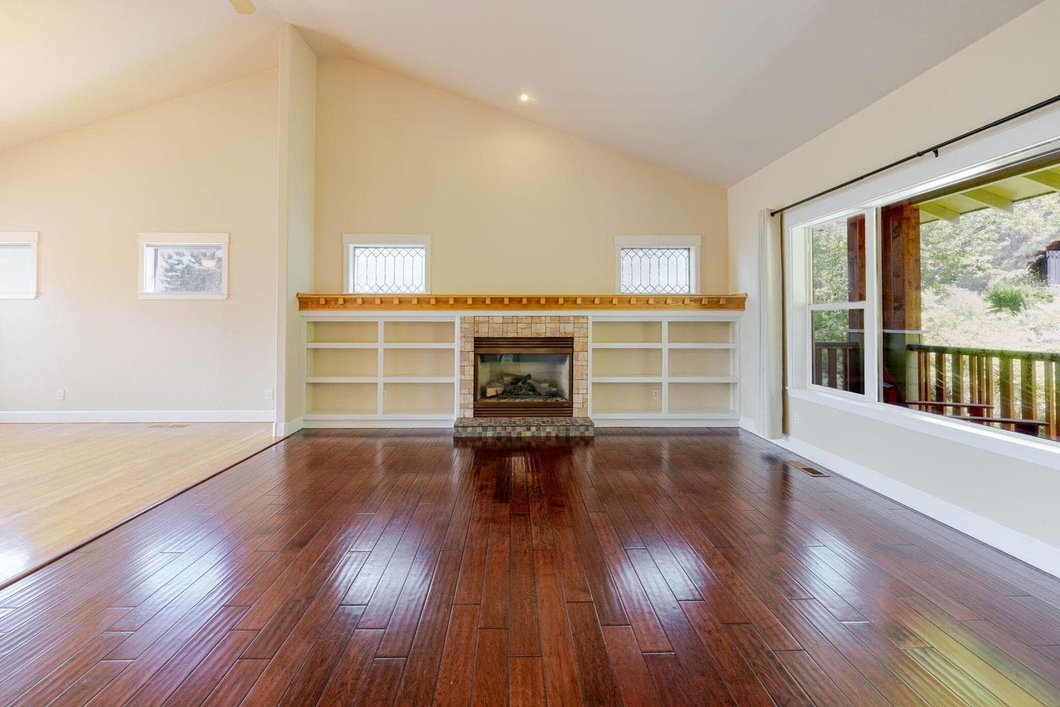 Photo of 3138 NW Colonial Drive 8 of 46