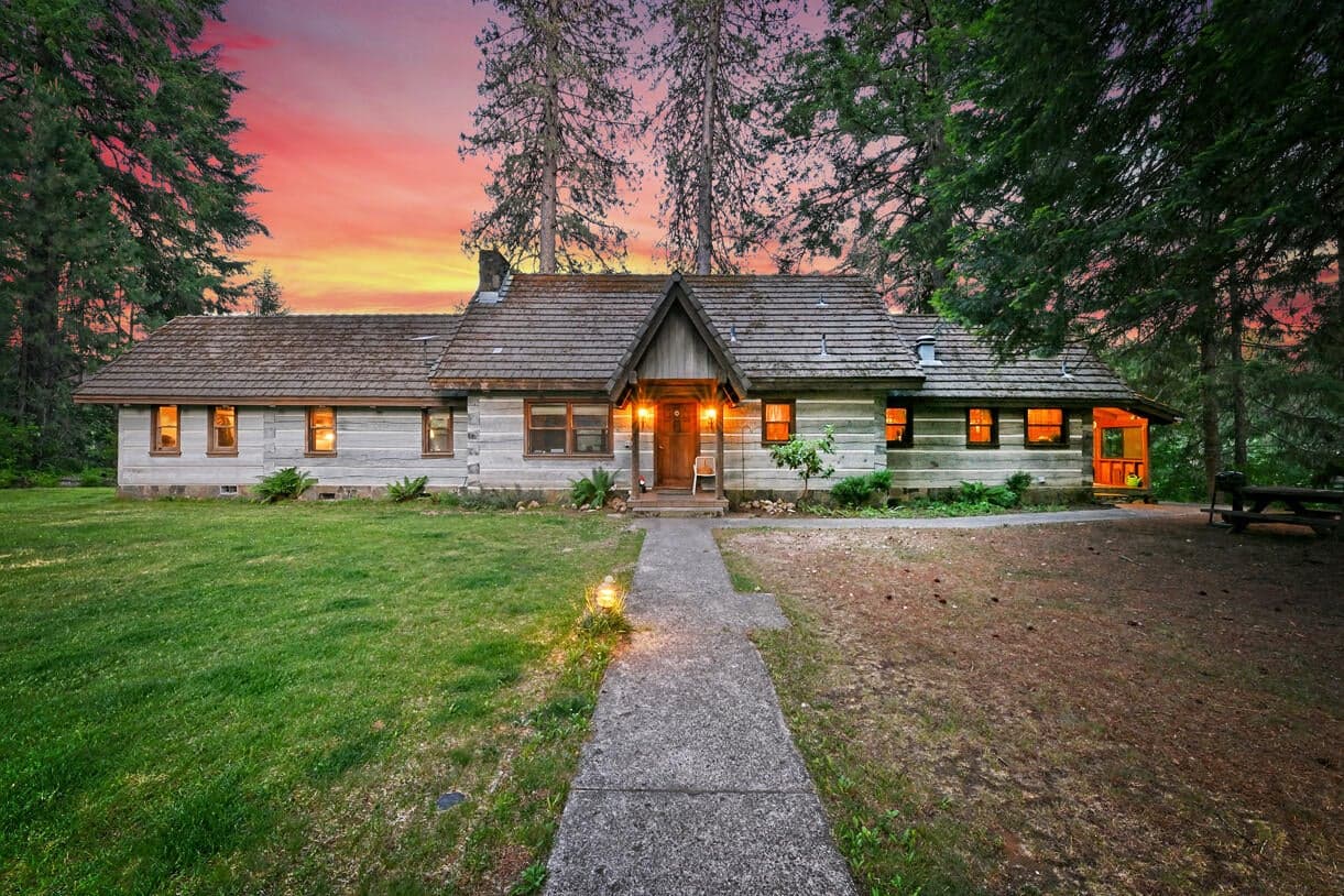50000 Hwy 62, Prospect, 97536
