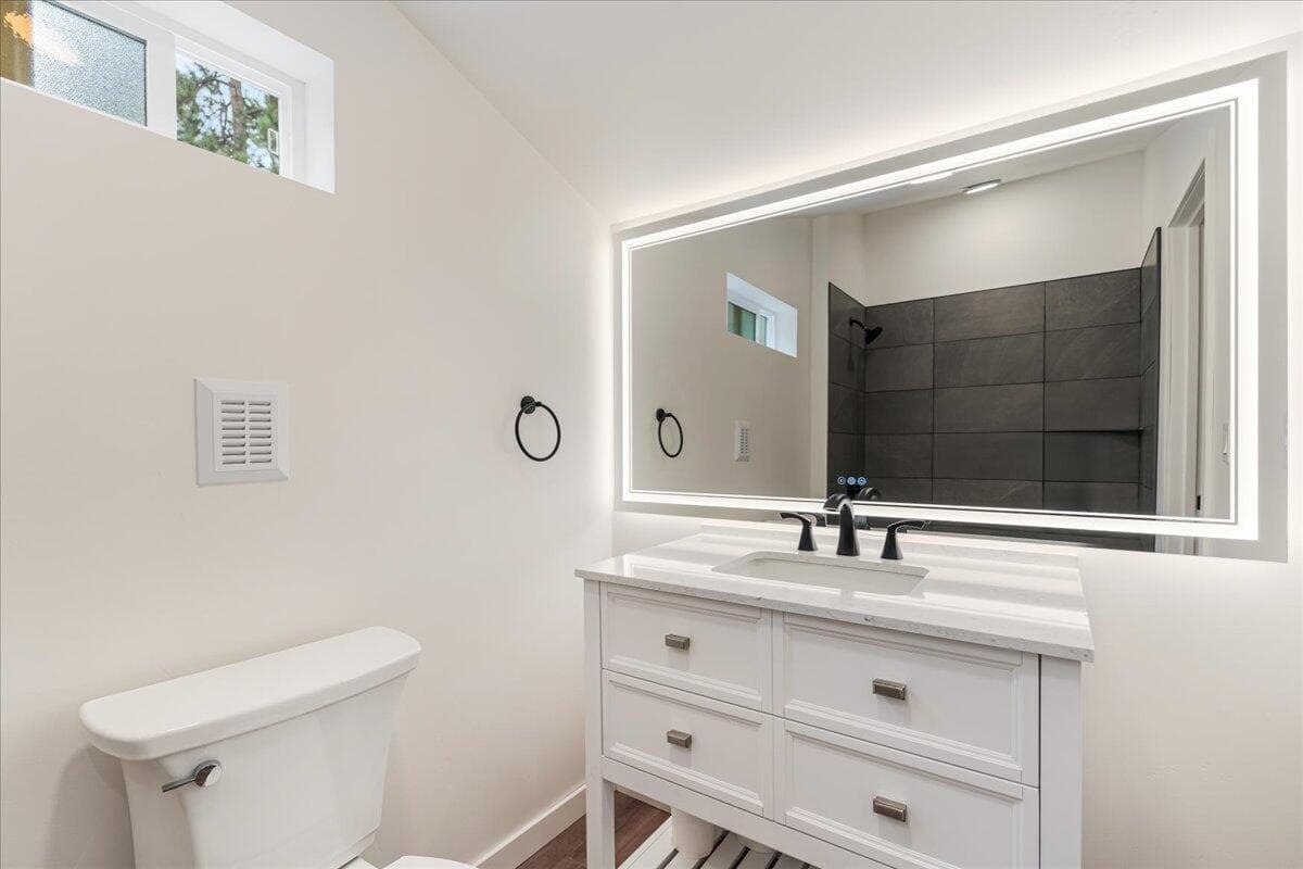 Photo of 15426 Ponderosa Way 27 of 33
