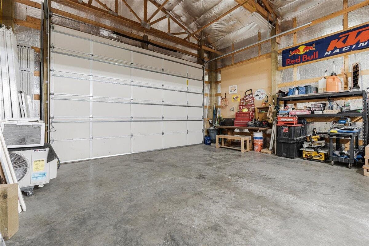Photo of 15426 Ponderosa Way 29 of 33