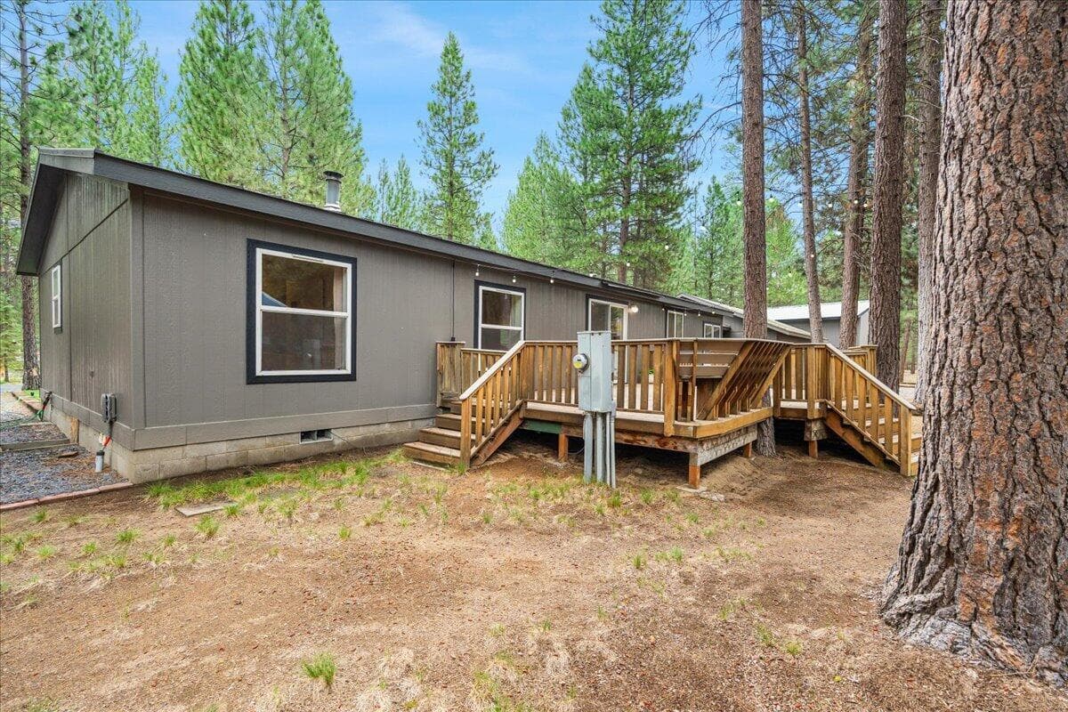 Photo of 15426 Ponderosa Way 30 of 33
