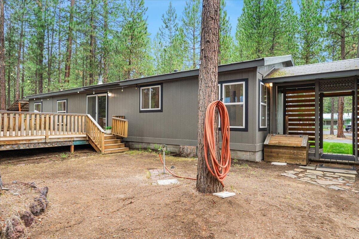Photo of 15426 Ponderosa Way 32 of 33