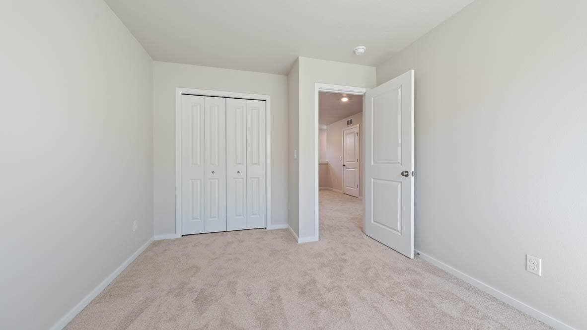 Photo of 61152 Splendor Lane 18 of 30