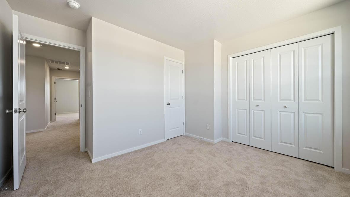 Photo of 61152 Splendor Lane 21 of 30