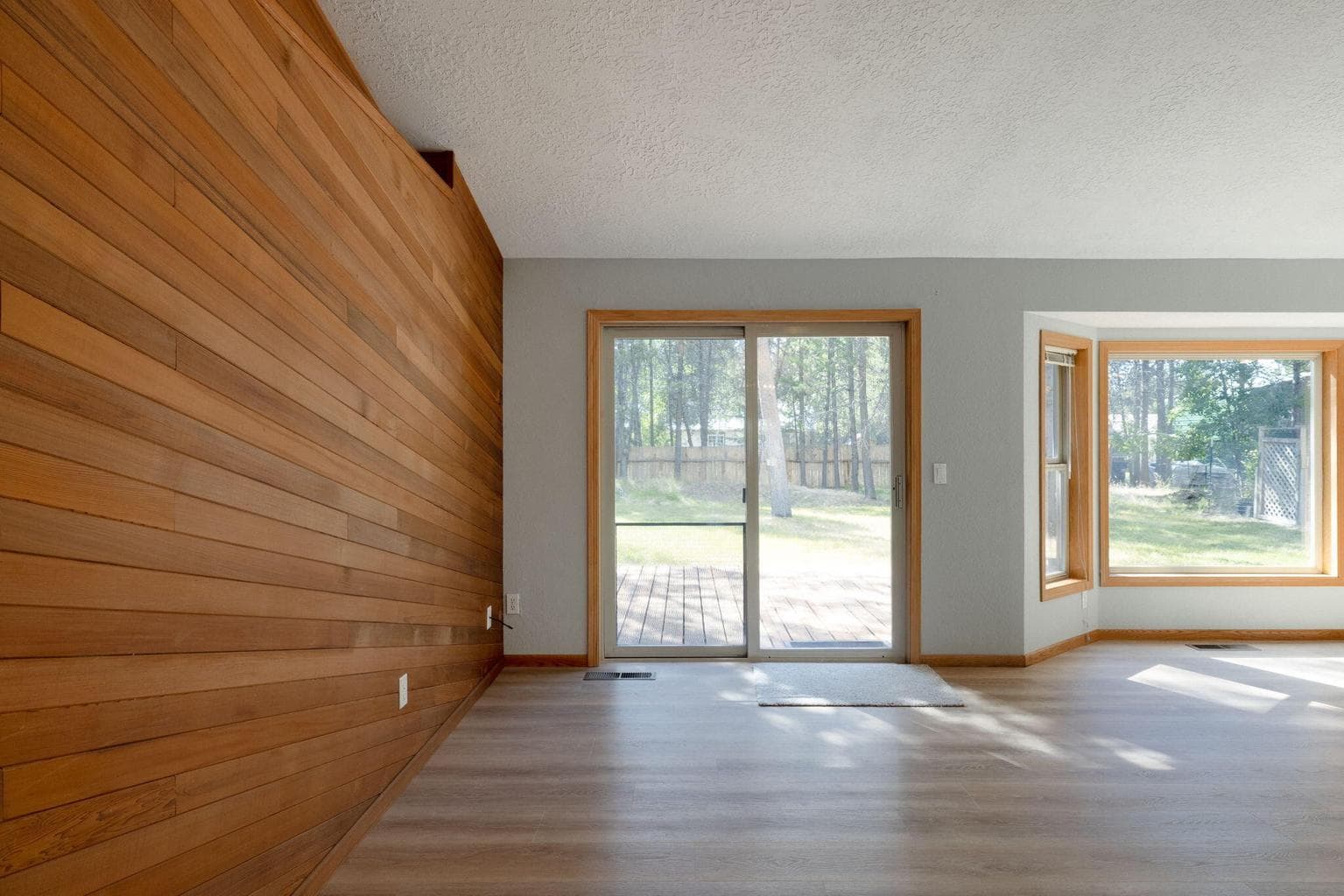 Photo of 55853 Osprey Road 7 of 44