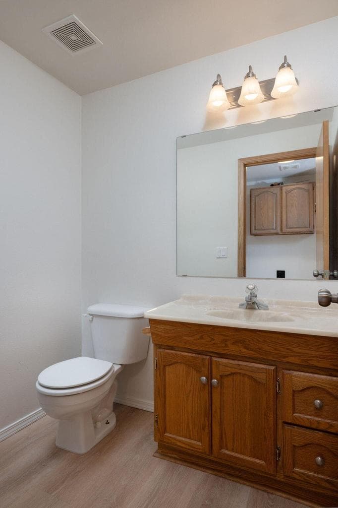 Photo of 55853 Osprey Road 13 of 44