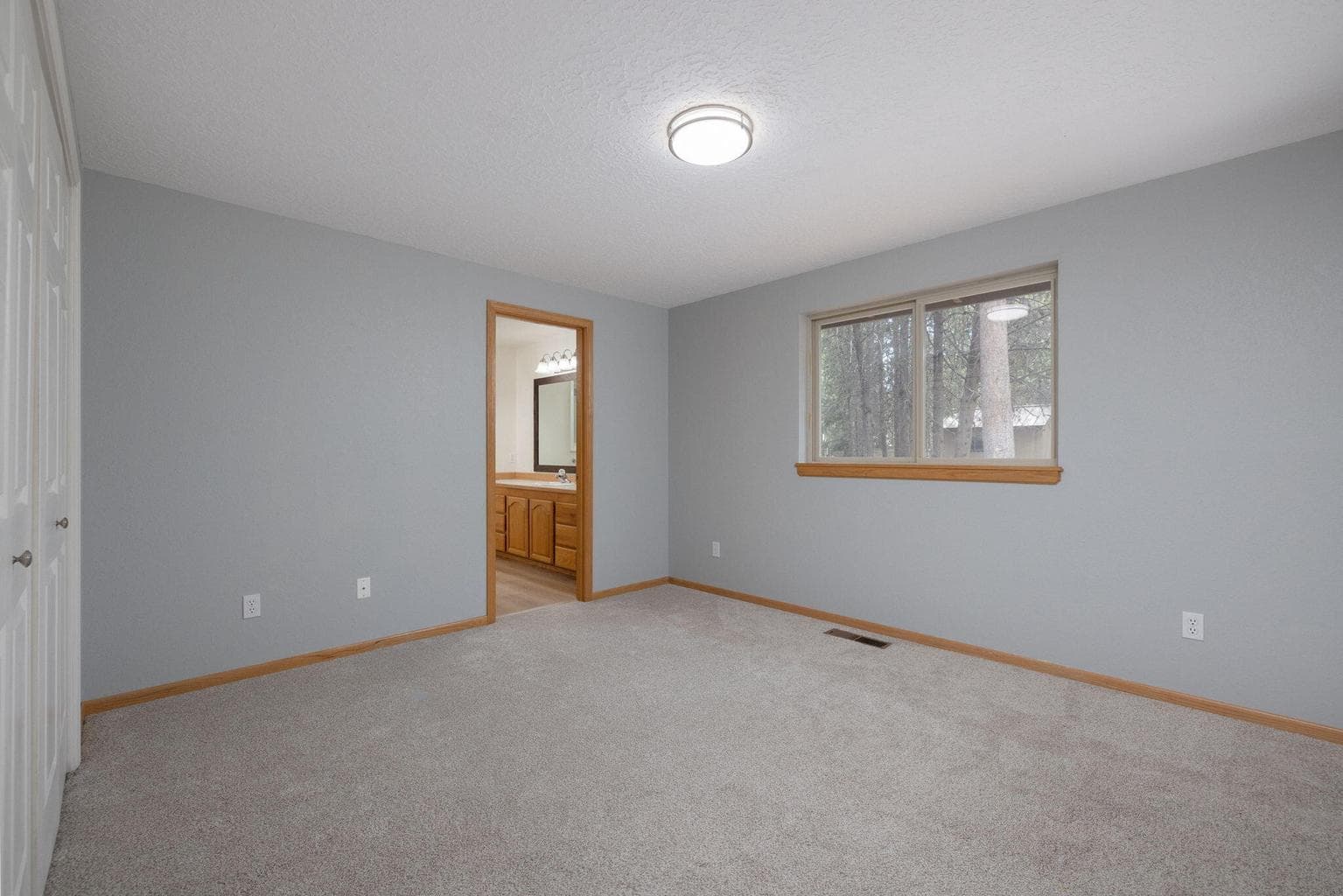 Photo of 55853 Osprey Road 12 of 44