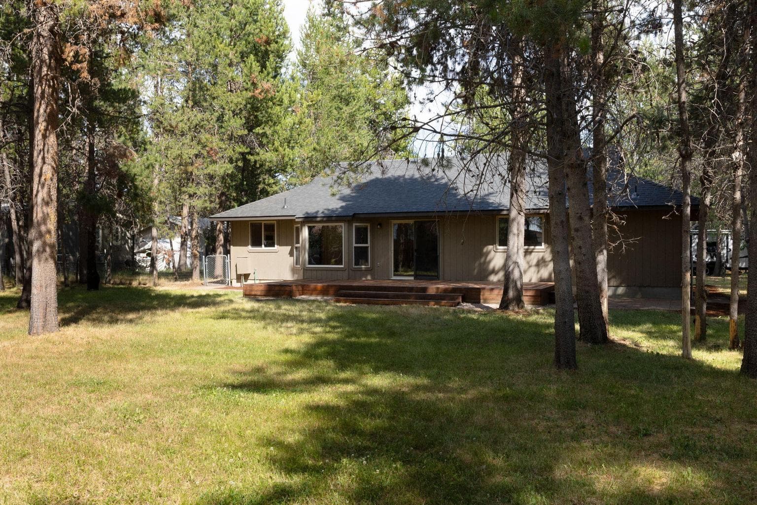 Photo of 55853 Osprey Road 29 of 44