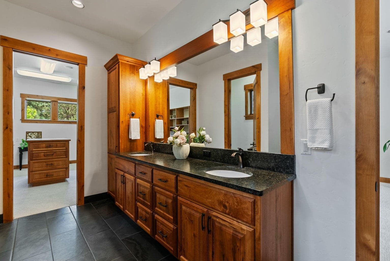 Main level Primary suite
