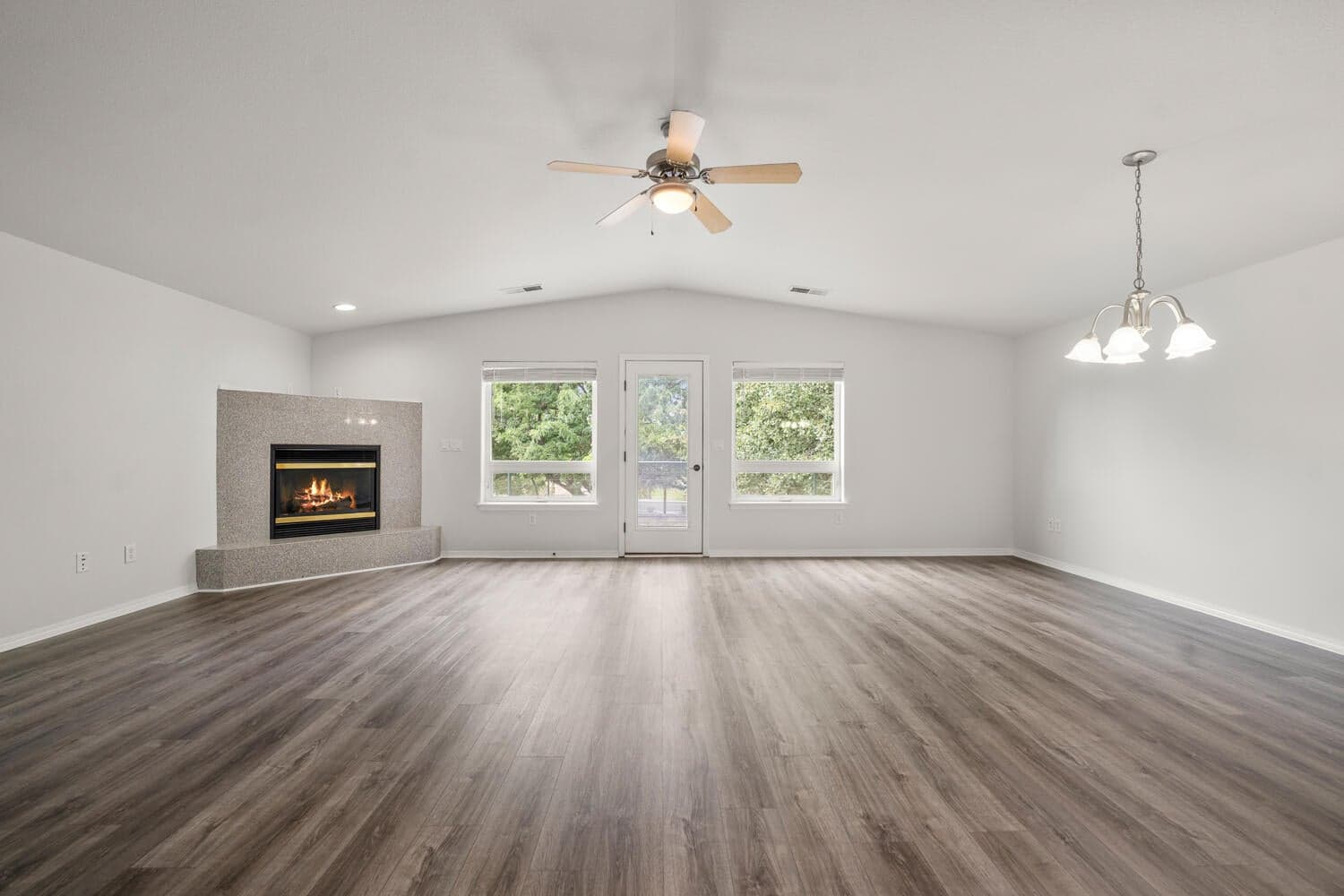 Photo of 438 19th 5 of 28