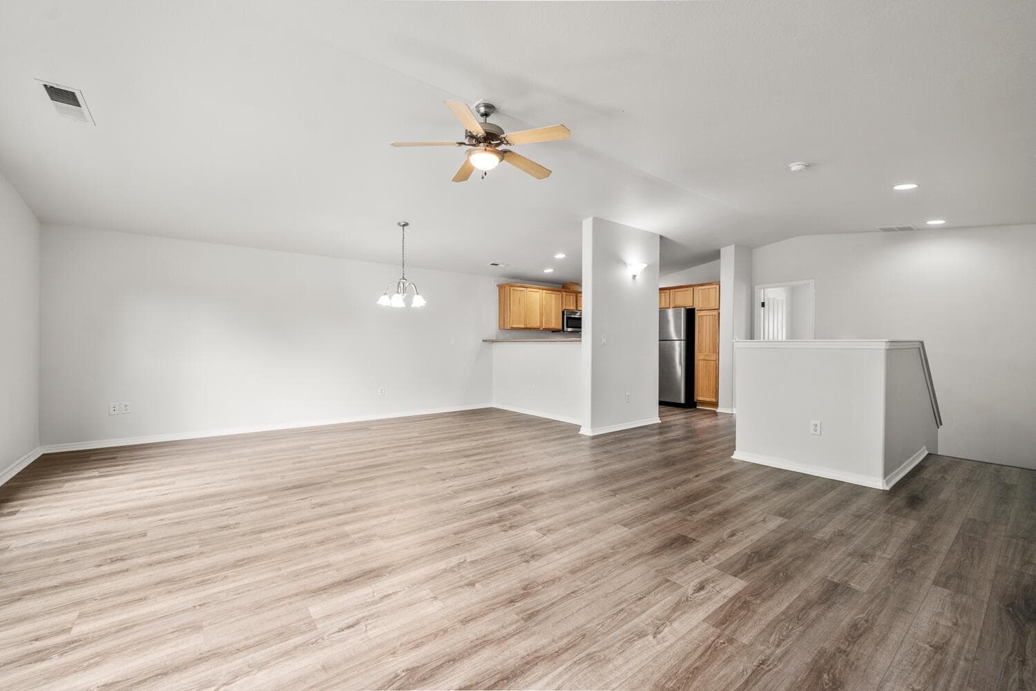 Photo of 438 NW 19th Street 9 of 28