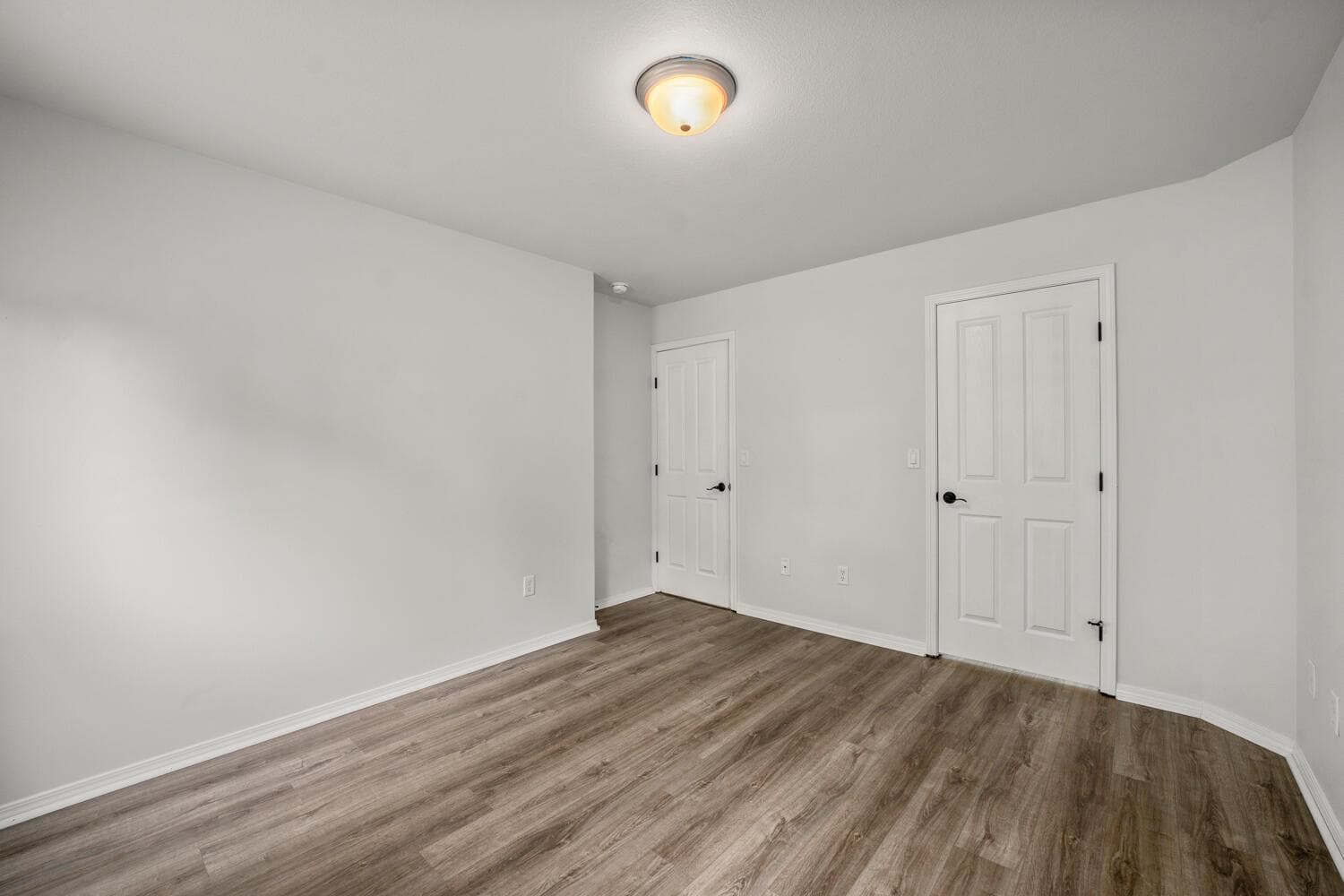 Photo of 438 NW 19th Street 15 of 28