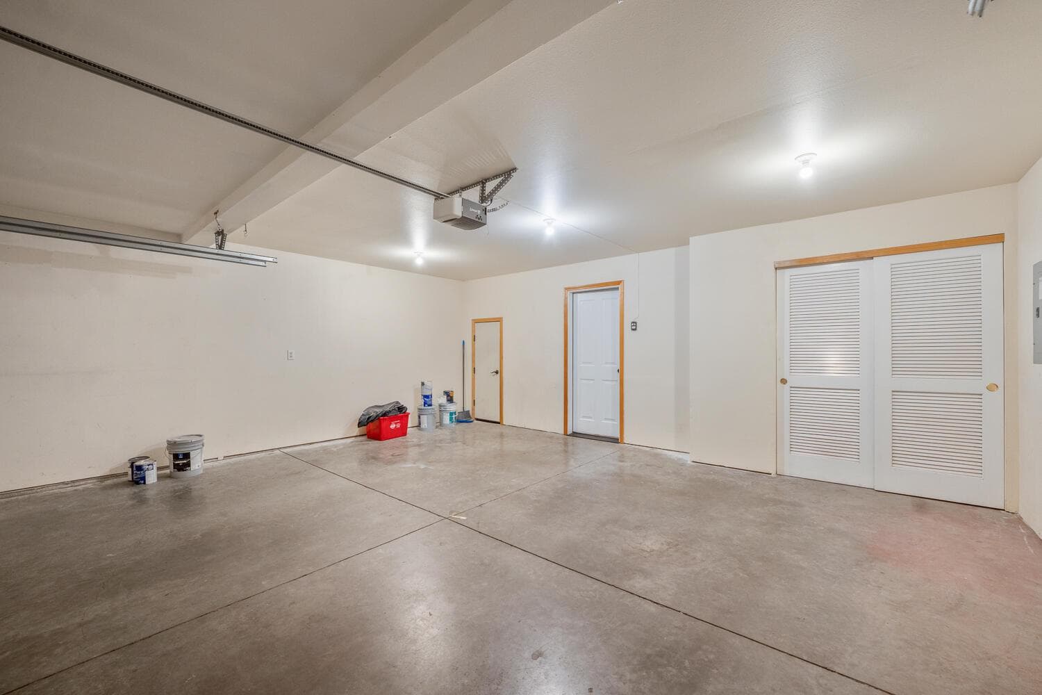 Photo of 438 NW 19th Street 22 of 28