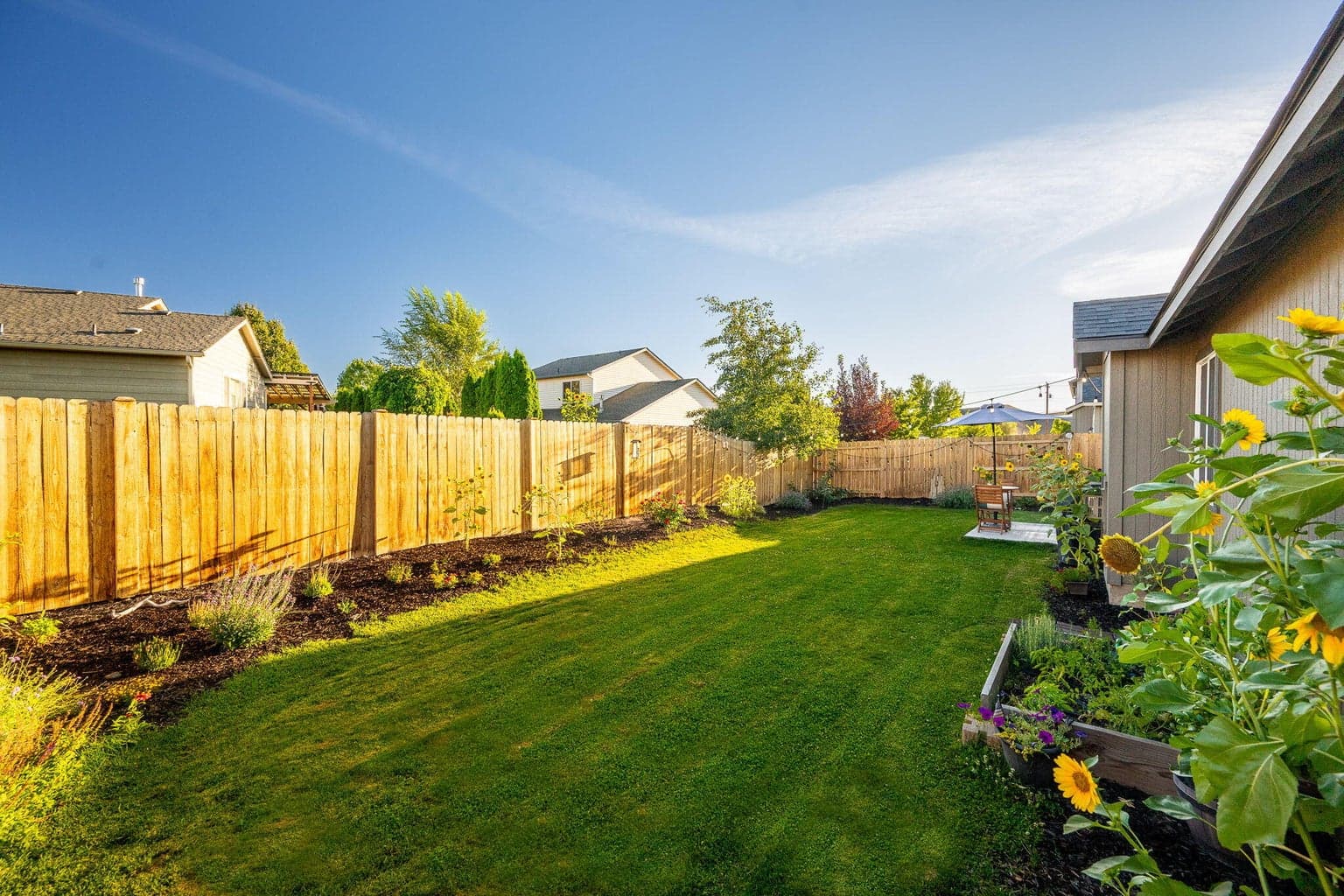 Photo of 932 NW Teak Court 25 of 33