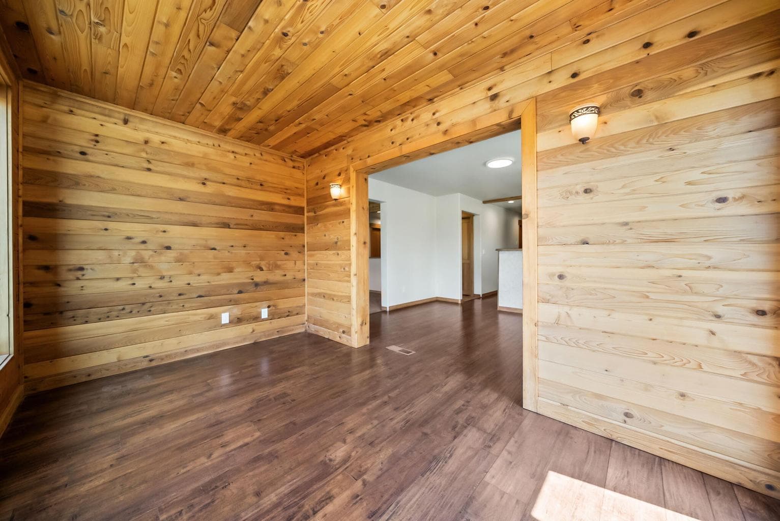 Photo of 55563 Huntington Road 18 of 42