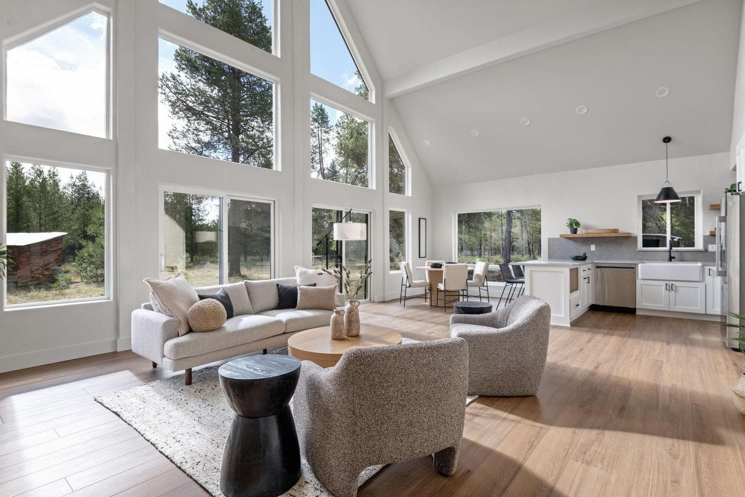 Photo of 52200 Polar Road 4 of 38
