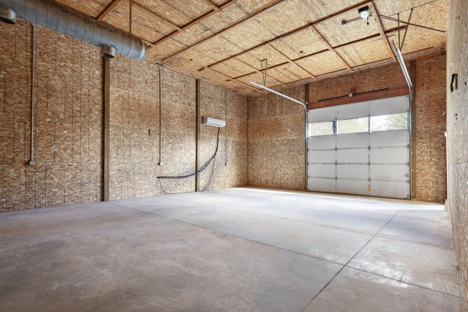 Photo of 52200 Polar Road 29 of 38