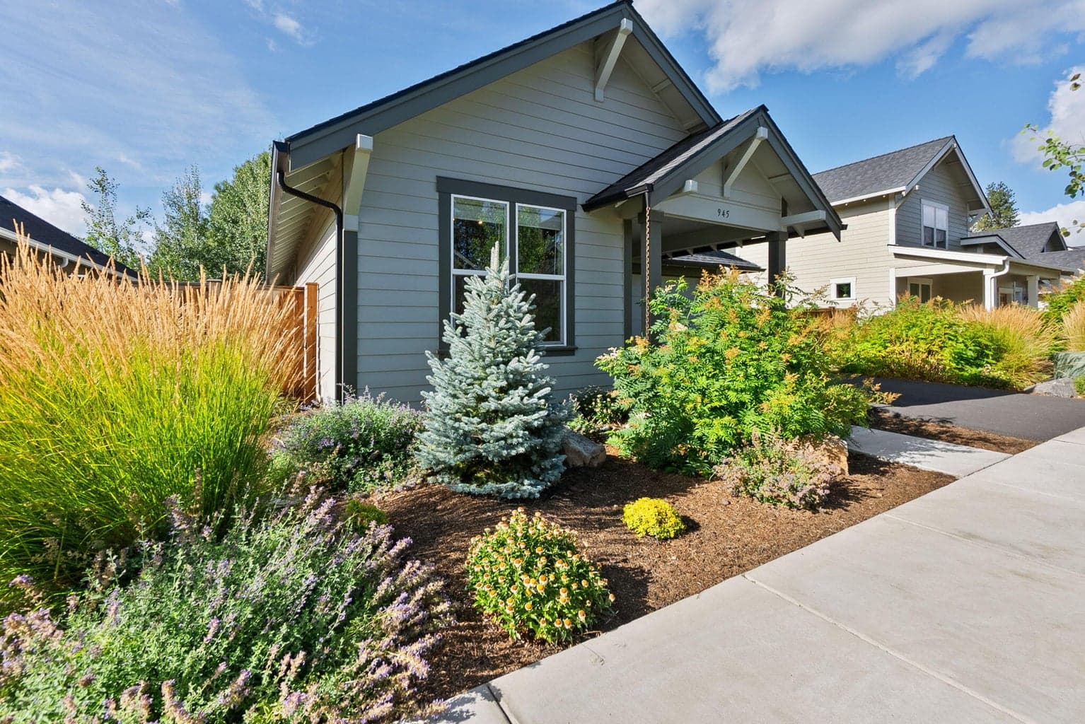 Photo of 945 E Horse Back Trail 31 of 49