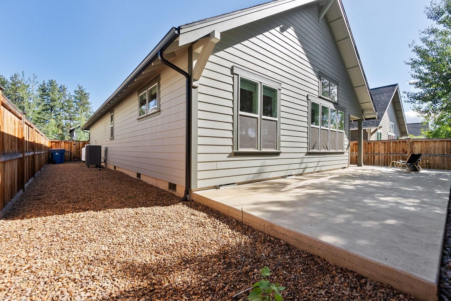 Photo of 945 E Horse Back Trail 39 of 49