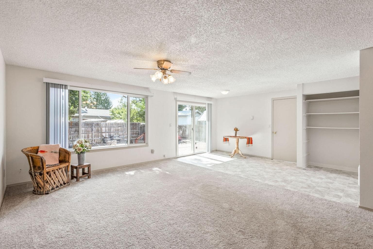 Photo of 1552 NE Alabama Way 7 of 34