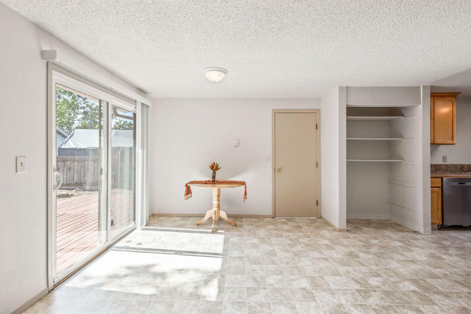 Photo of 1552 NE Alabama Way 8 of 34