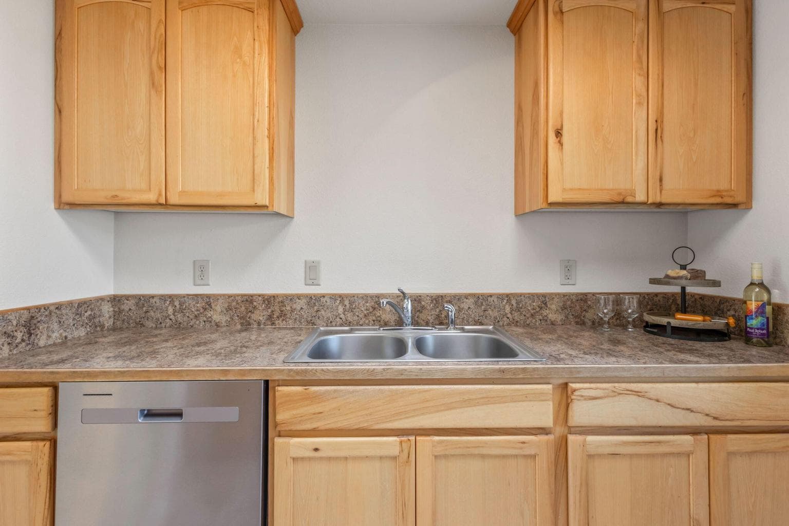 Photo of 1552 NE Alabama Way 12 of 34