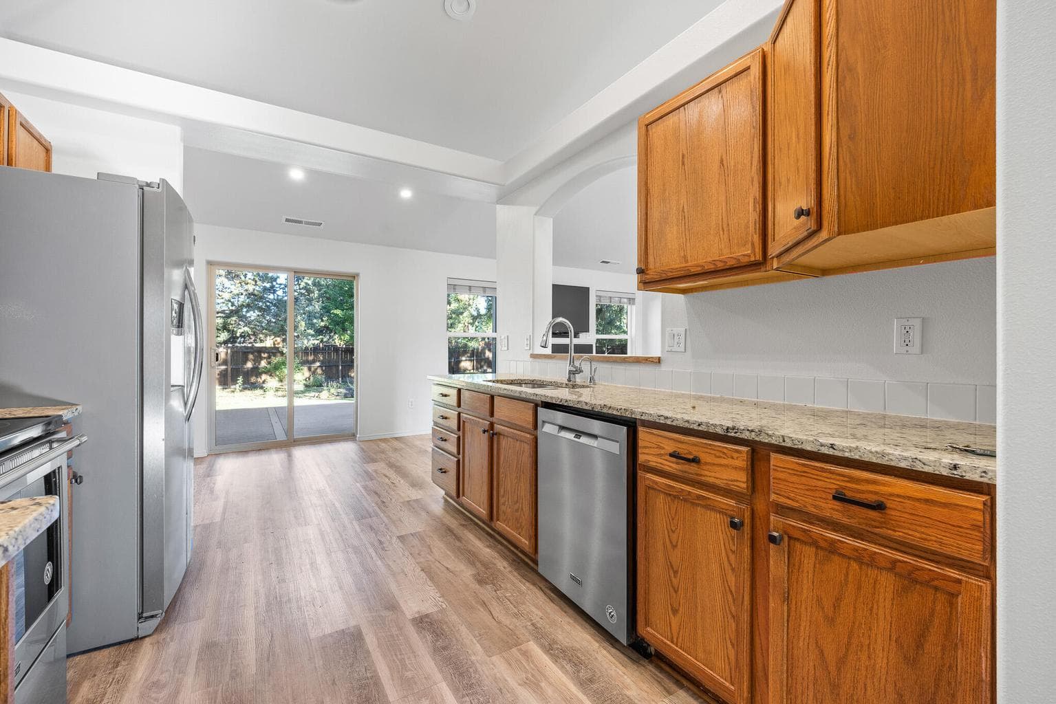 Photo of 61047 Honkers Lane 8 of 18