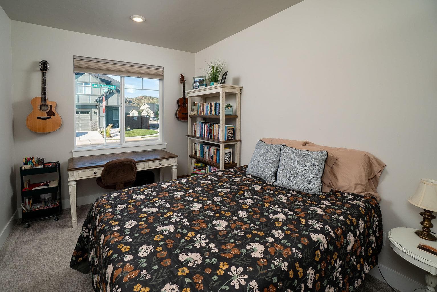 Front guest suite