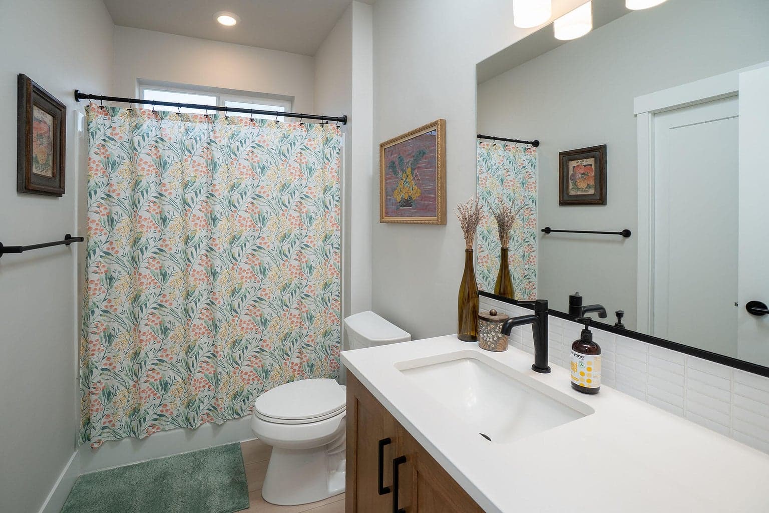 Front guest bath