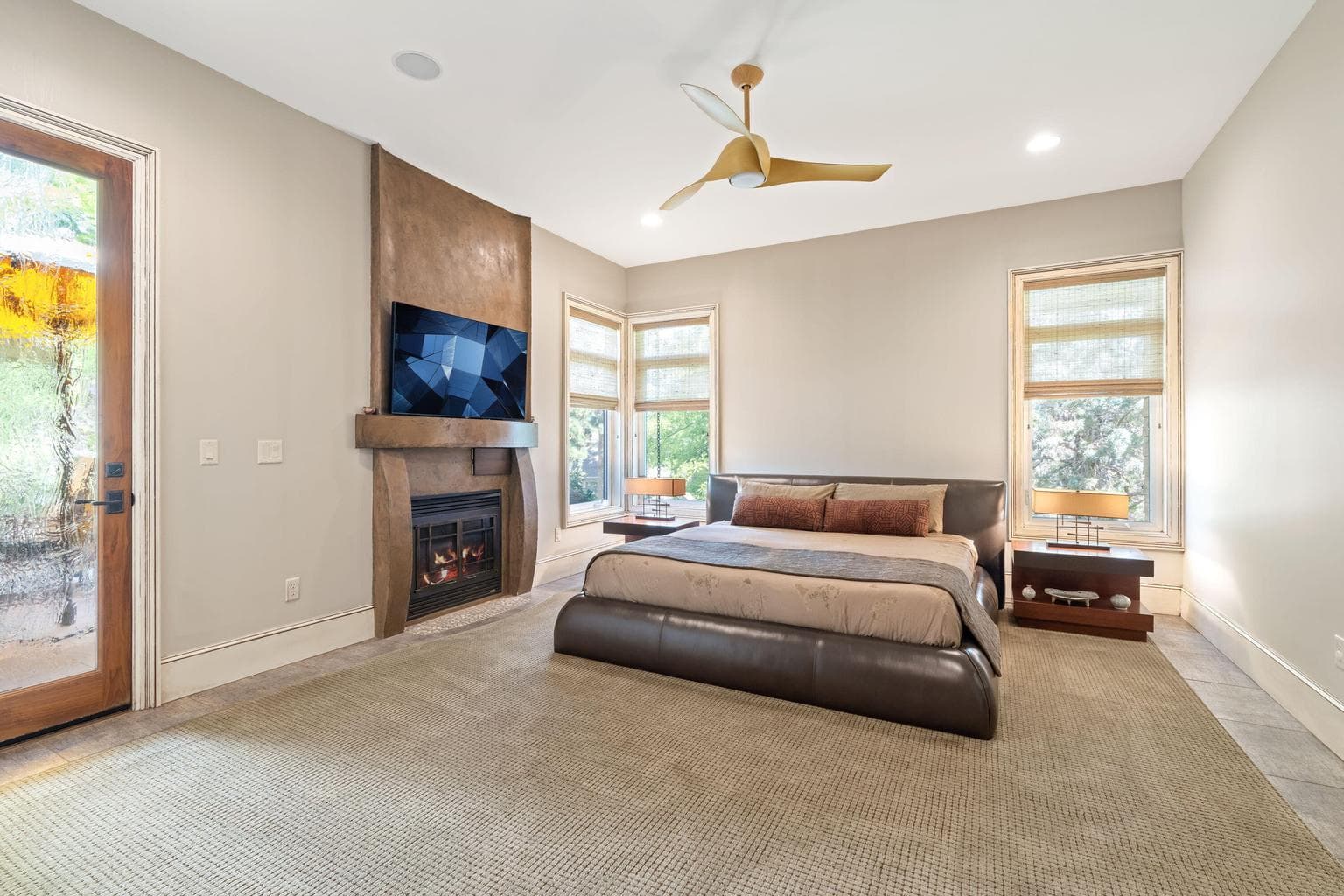 Primary with Access to Terrace
