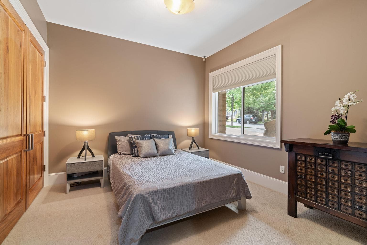 Guest Room 2