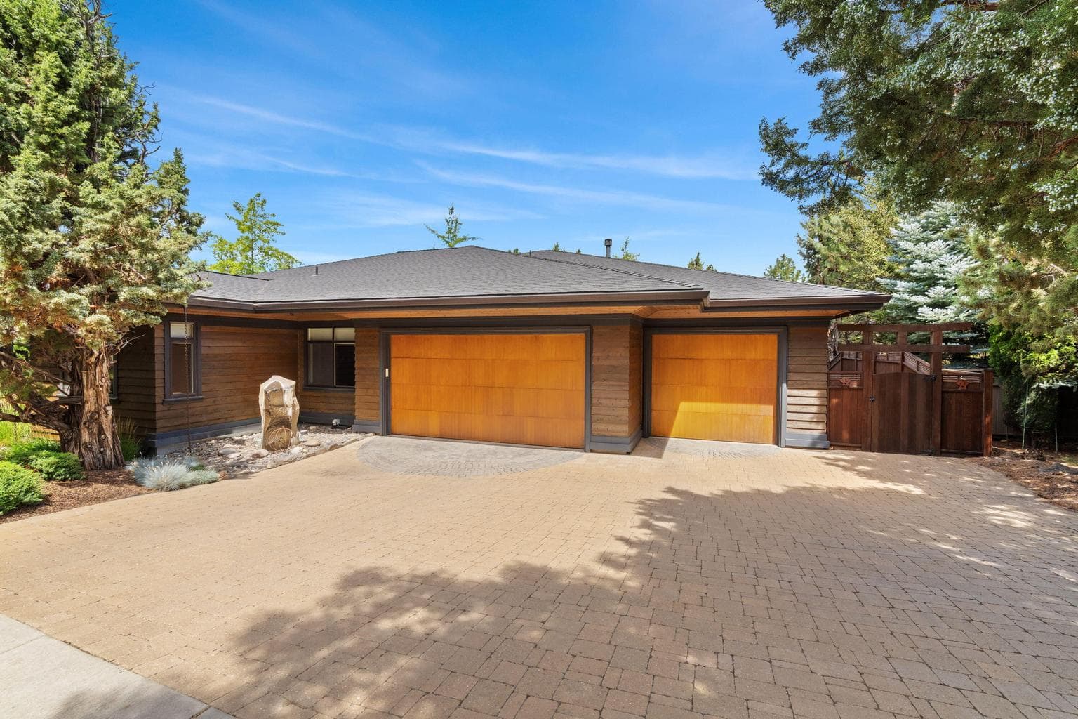 Three Car Garage