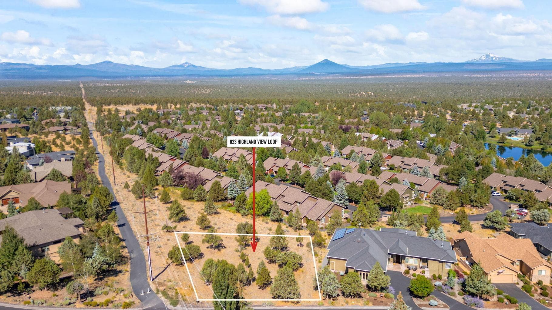 823 Highland View