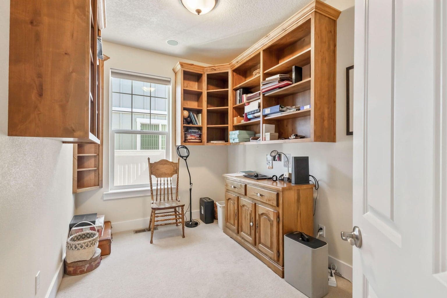 Photo of 2545 NE Robinson Street 24 of 31