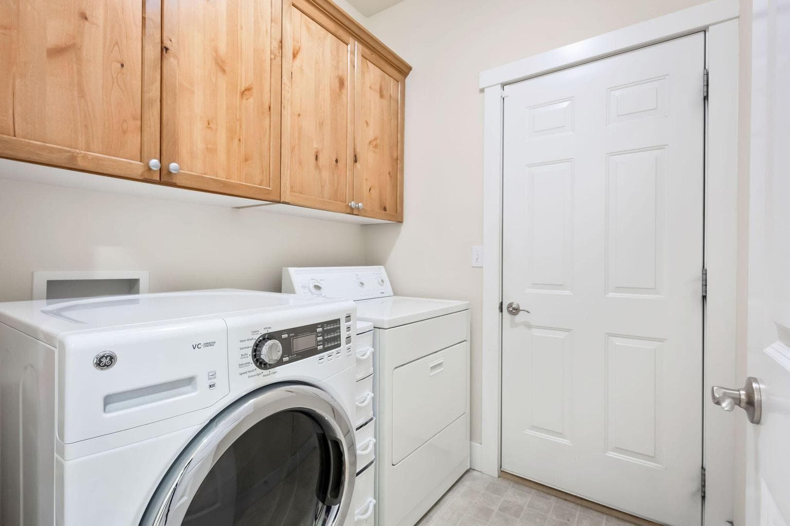 Photo of 2545 NE Robinson Street 25 of 31