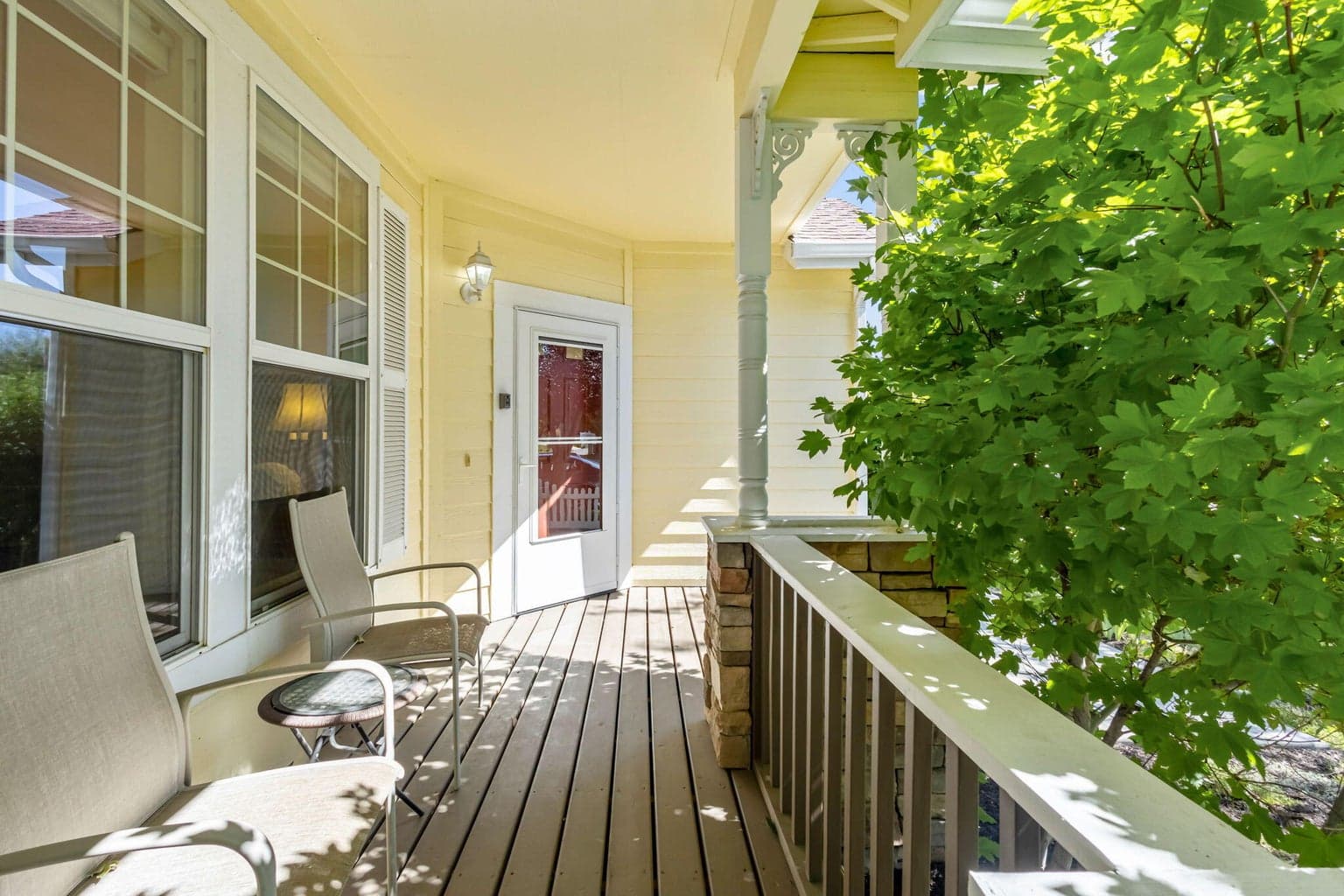 Photo of 2545 Robinson 4 of 31