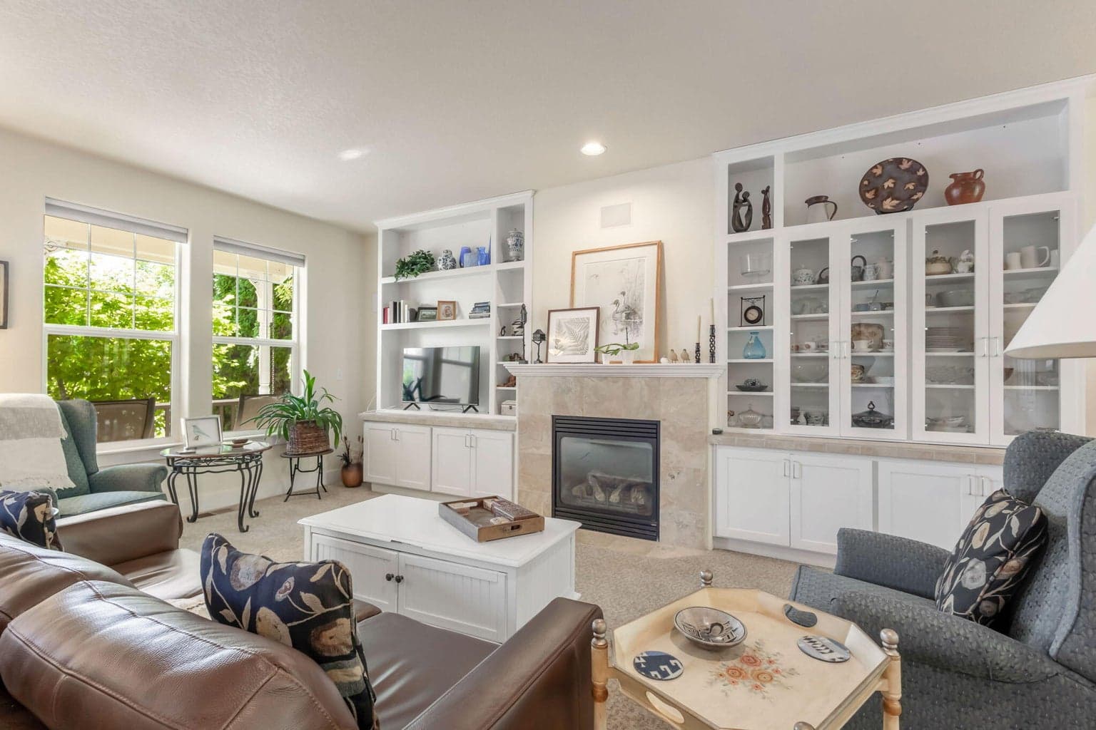 Photo of 2545 NE Robinson Street 8 of 31