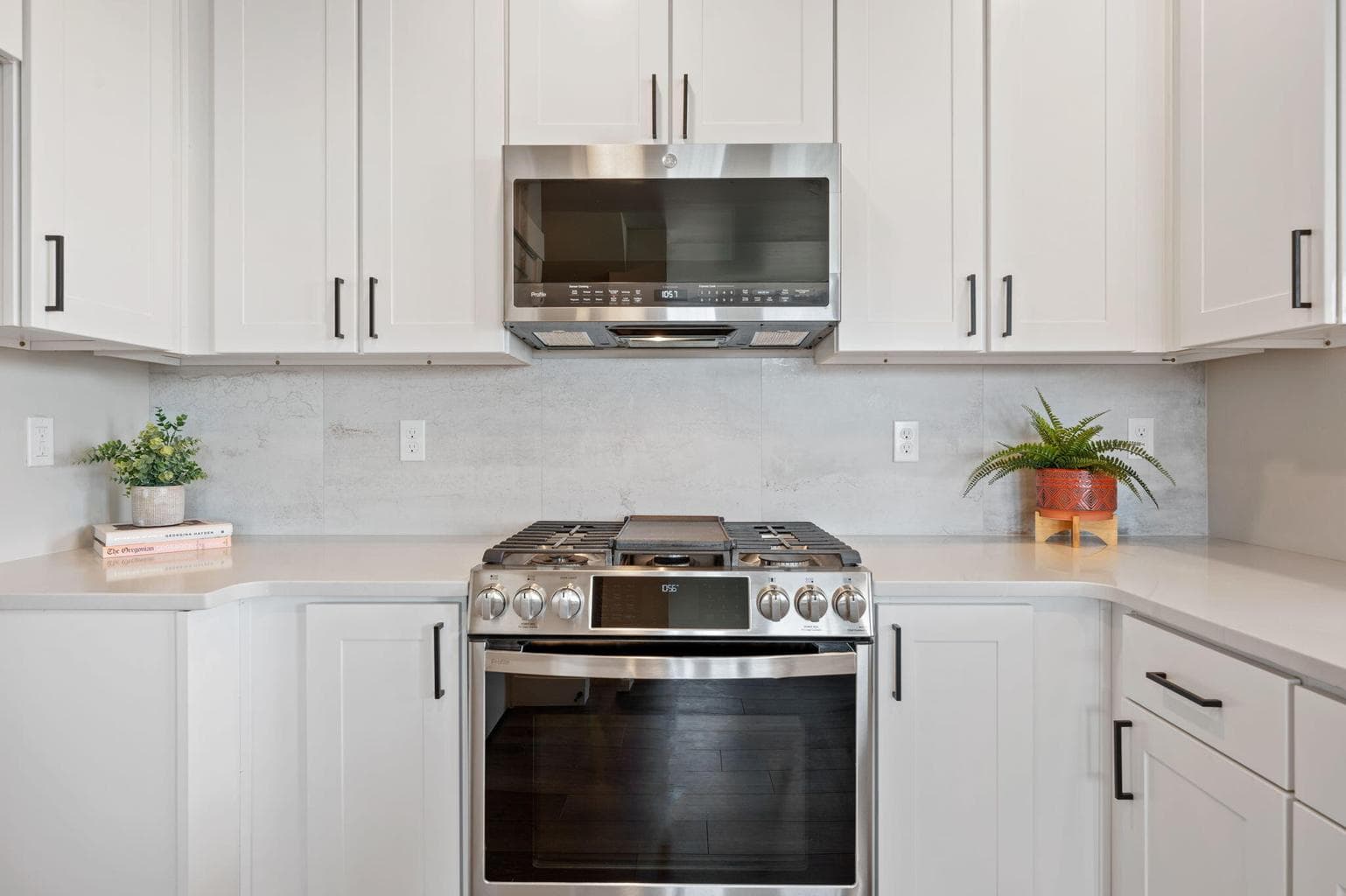 Photo of 20536 NE Empire Avenue 13 of 39
