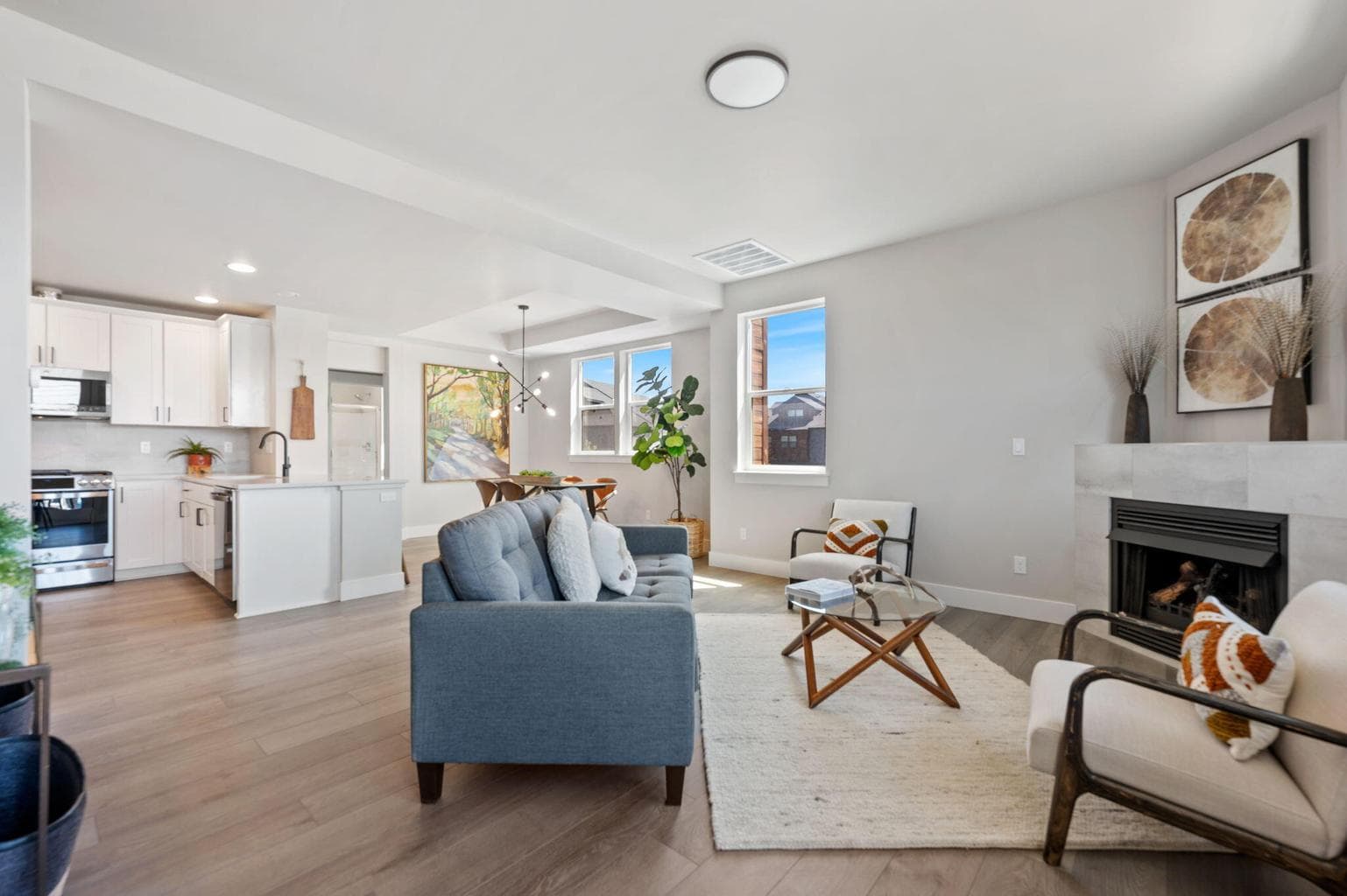 Photo of 20536 NE Empire Avenue 9 of 39