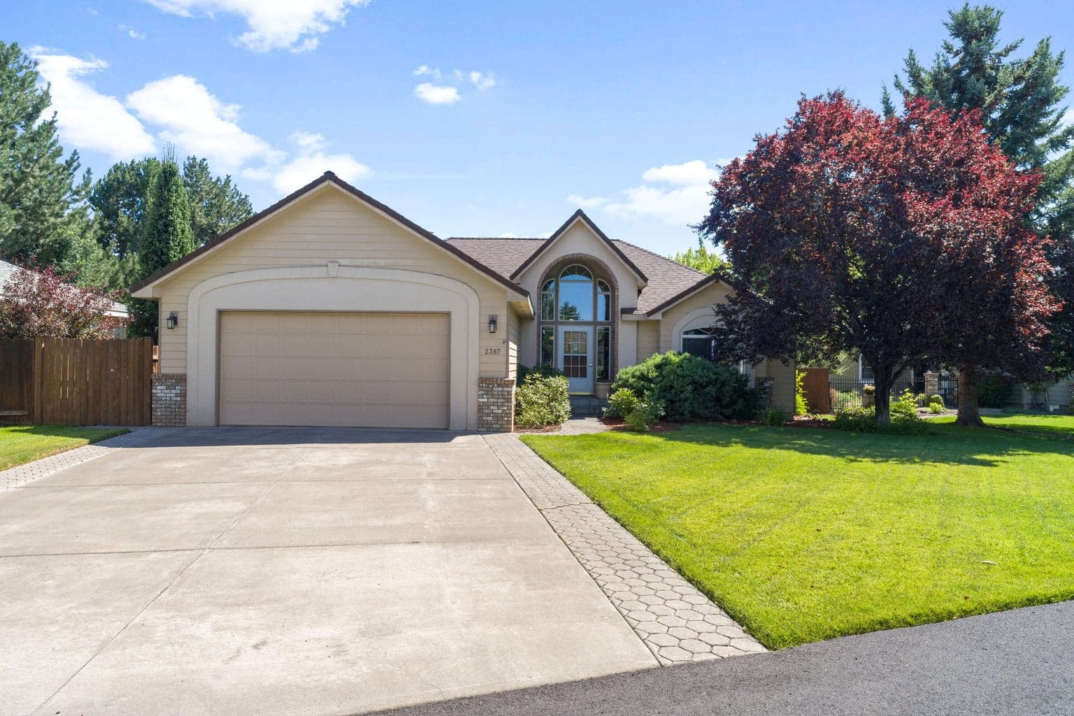 Photo of 2387 Lakeridge 3 of 38