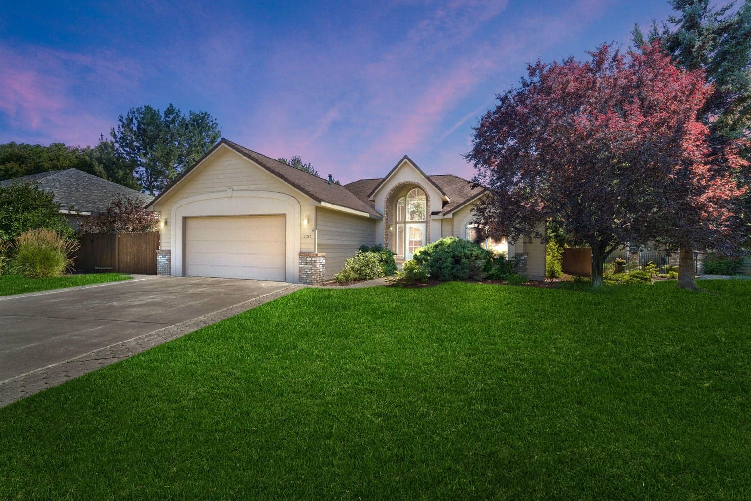 Photo of 2387 Lakeridge 2 of 38