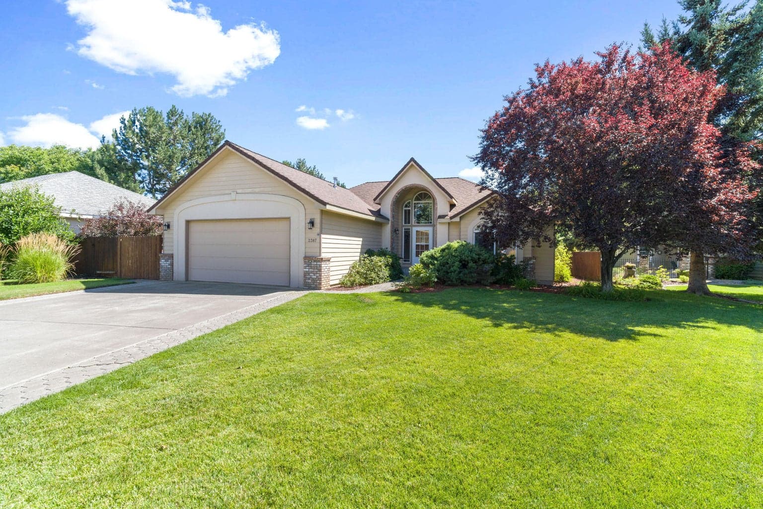 Photo of 2387 Lakeridge 4 of 38