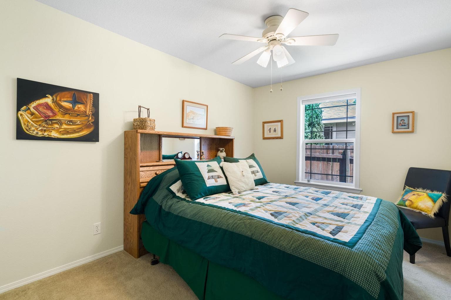 Photo of 2387 NE Lakeridge Drive 29 of 38
