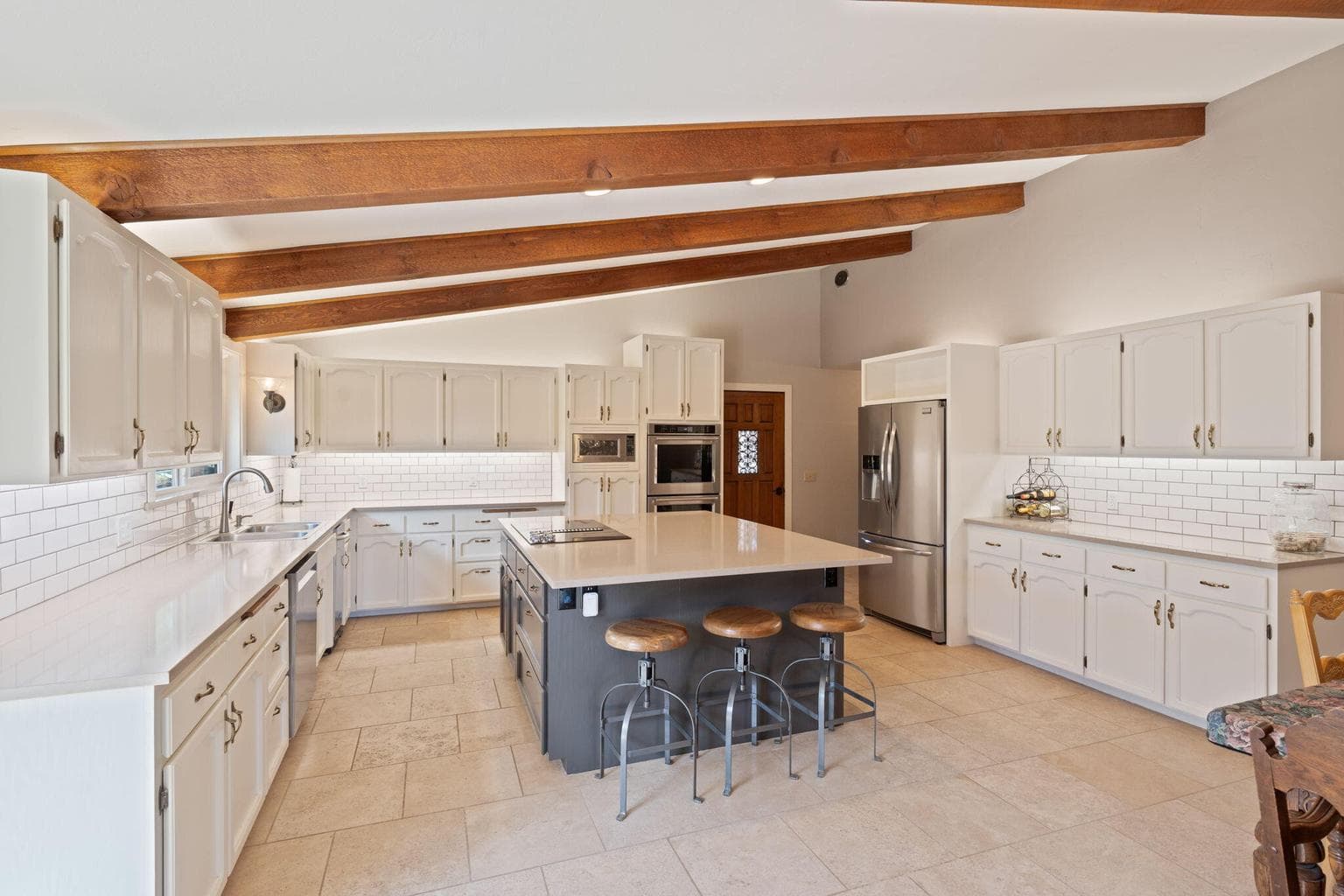 Photo of 62155 Cody Road 12 of 59