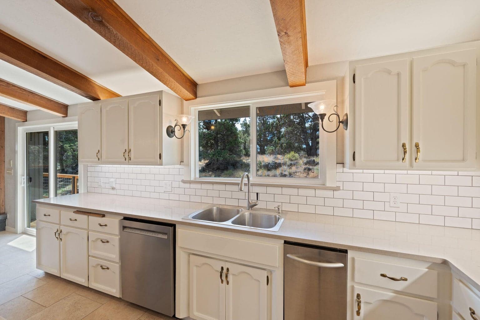 Photo of 62155 Cody Road 16 of 59