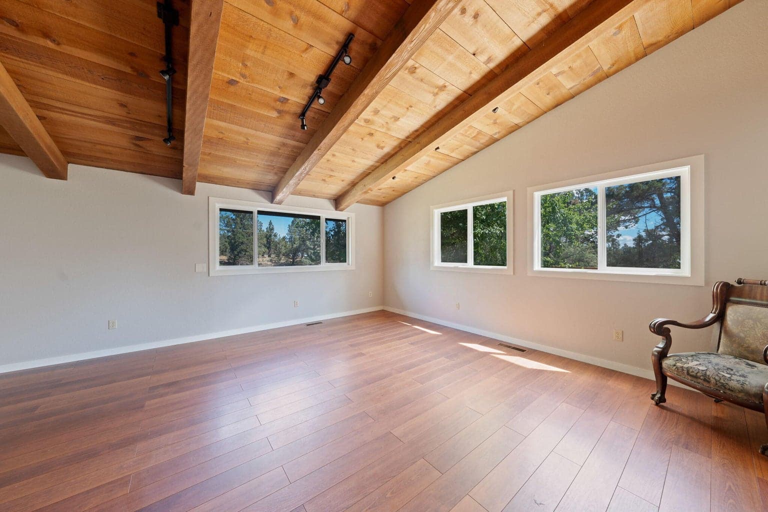 Photo of 62155 Cody Road 32 of 59
